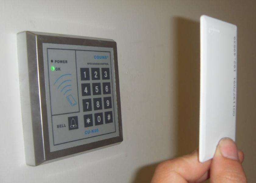 重慶監控萬建電子帶您了解門禁的種類